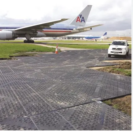 聚乙烯复合防护板-聚乙烯铺路板产品特点